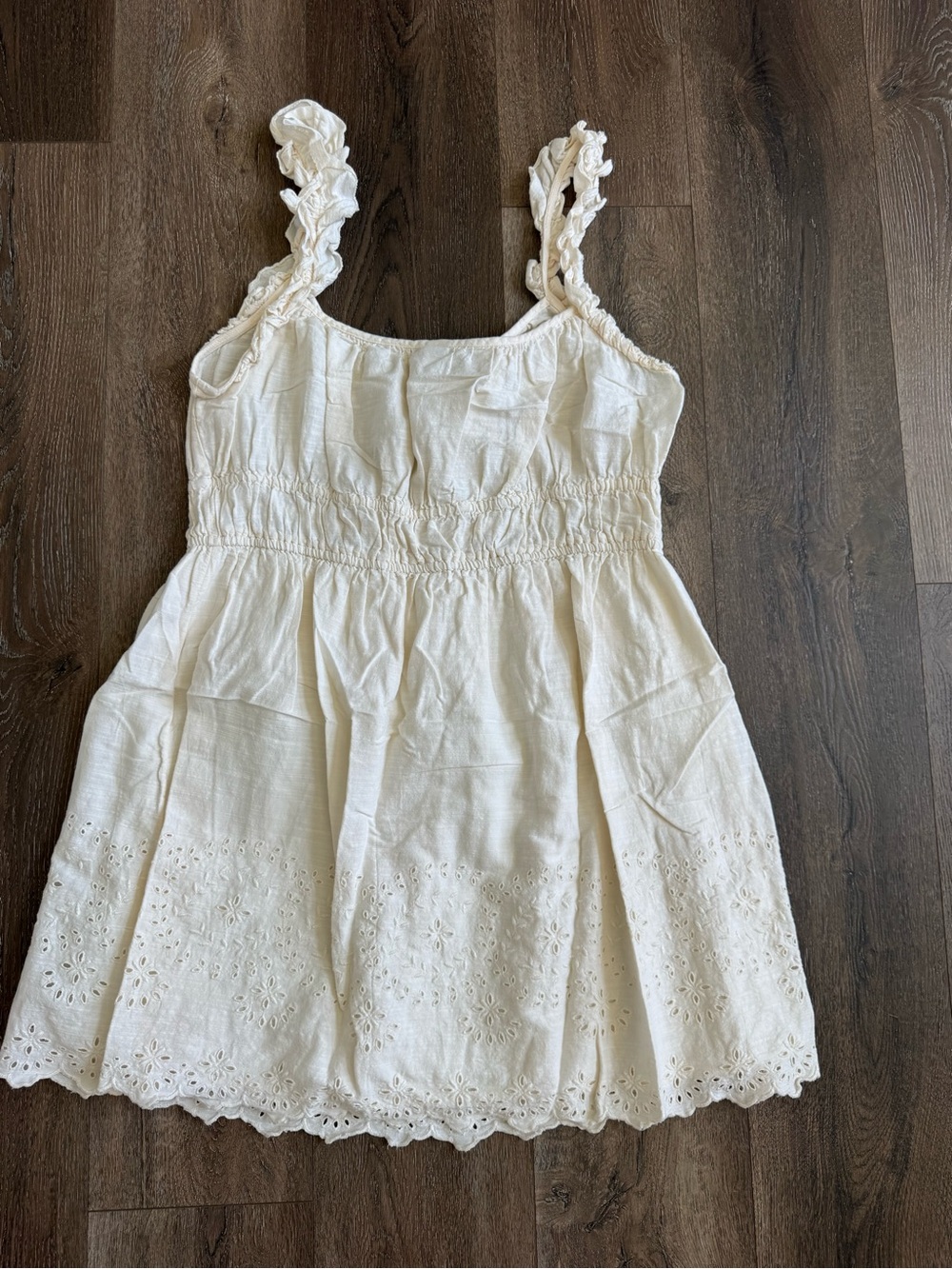 Old Navy Cream Dress - Picture 7 of 7